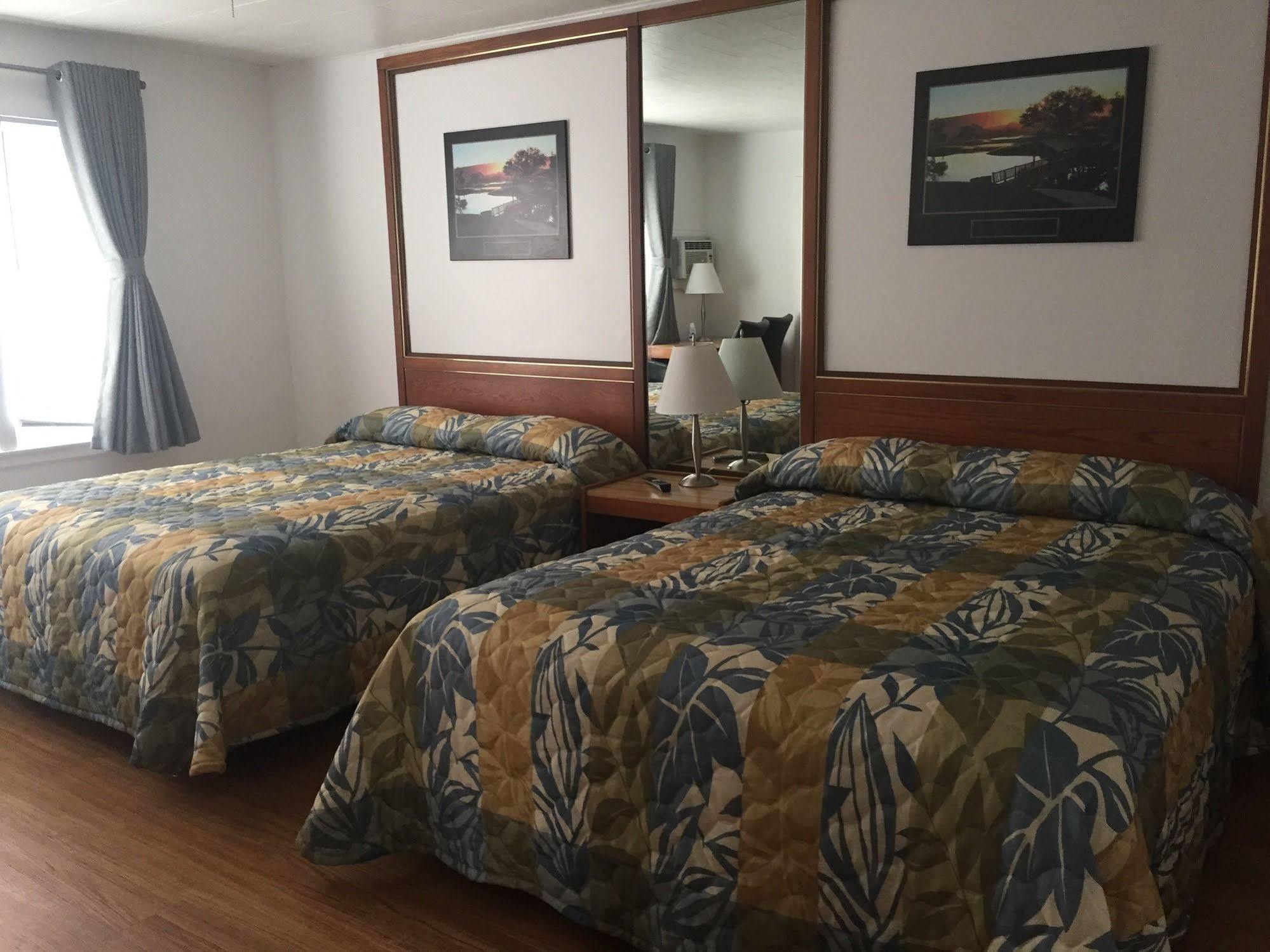 New Rockland MotelBobcaygeon エクステリア 写真